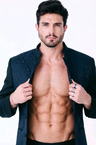 Flipped Chat AI – Chatear con Arthur Alencar 