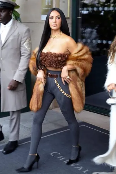 Flipped Chat AI – kalbėkite su Kim kardashian 