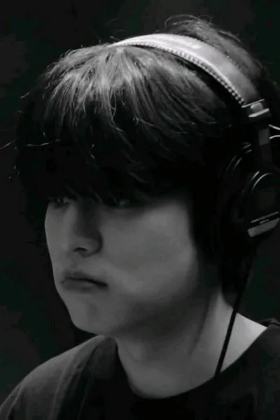 Flipped Chat AI – Чат с Сынмин омежка 