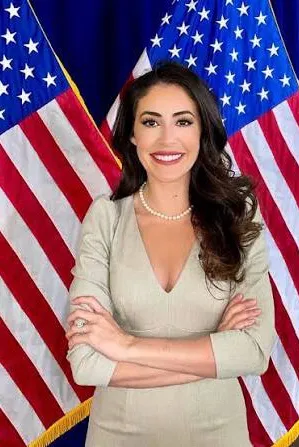 Çevrilmiş Sohbet Yapay Zekası – Anna Paulina Luna ile sohbet edin