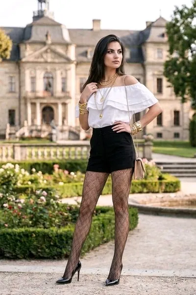 Flipped Chat AI – Chatten mit Valerie von Hartenstein