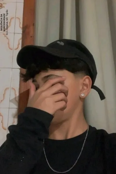 Flipped Chat AI – 與 佩德羅 聊天