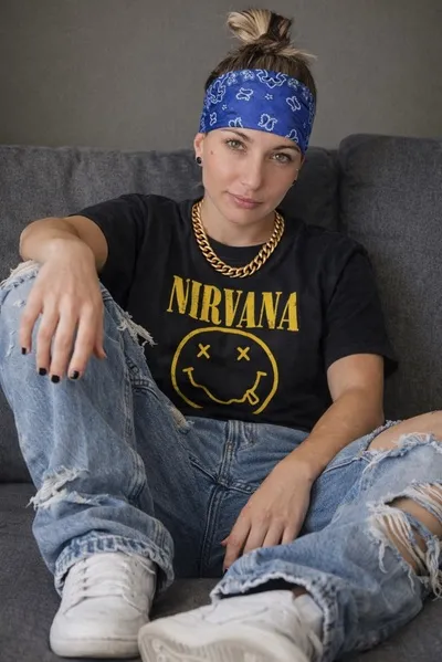 Flipped Chat AI – Чат с Блейк Рийс