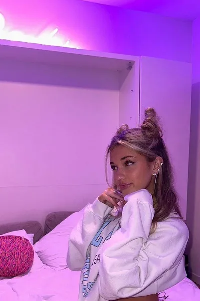 Flipped Chat AI – Chatear con Breckie (profesora)