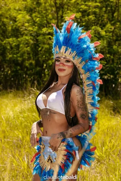 Flipped Chat AI – razgovarajte s Larissa 