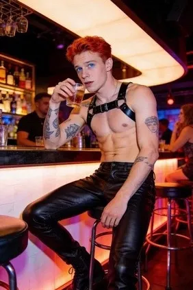 Flipped Chat AI – Chatta con Tristan Young