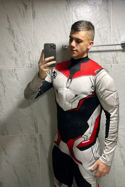 Flipped Chat AI – Chatta med Iker Valdés