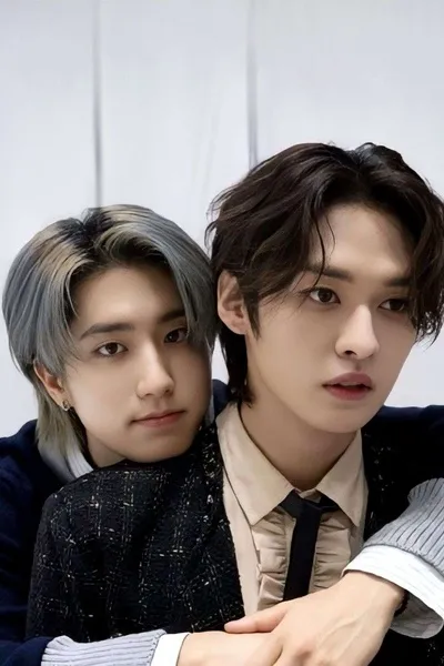 Flipped Chat AI – Chat dengan Han dan minho