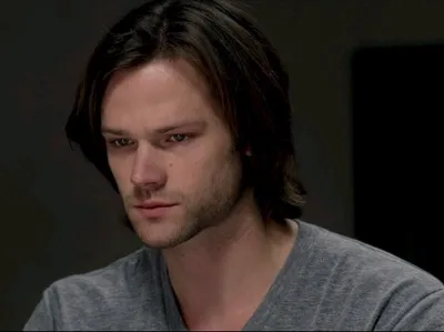 Flipped Chat AI – Chat cu Jared Padalecki 
