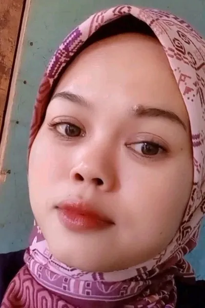 Flipped Chat AI – Chat dengan Aisyah Humaira