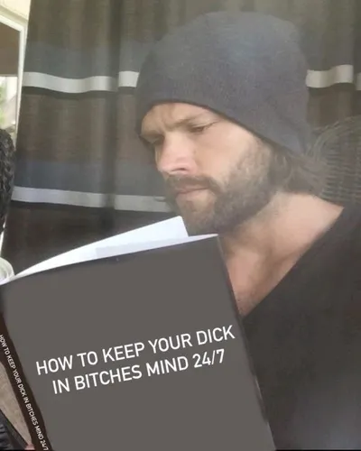 الذكاء الاصطناعي للدردشة المعكوسة – الدردشة مع Jared Padalecki 