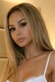 Flipped Chat AI – แชทกับ Valerie Sommer