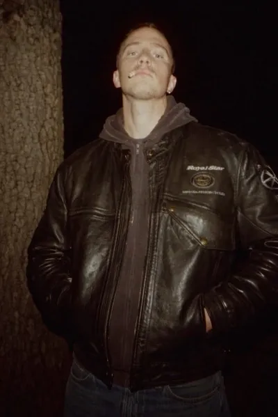 Flipped Chat AI – Chatta med Rafe Cameron