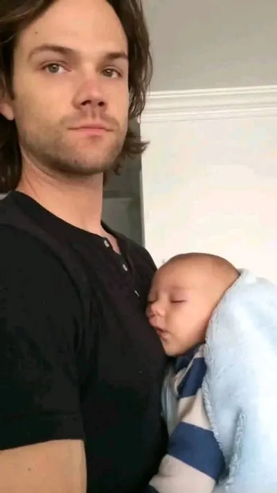 Flipped Chat AI – Bate-papo com Jared Padalecki Todd