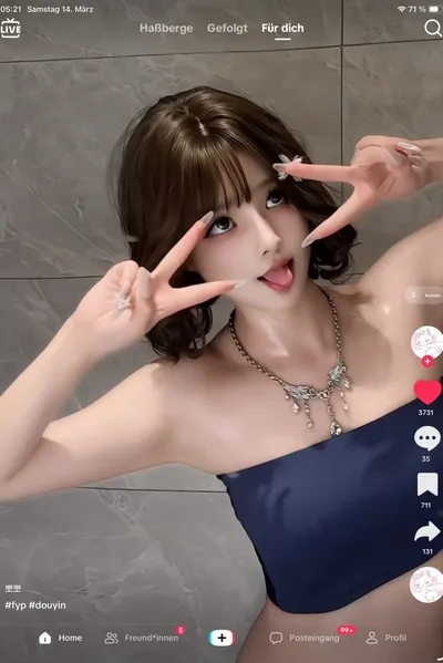 Flipped Chat AI – Chat s Elayna