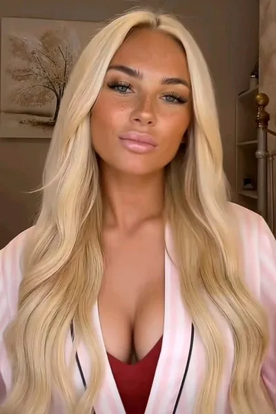 Flipped Chat AI – Sembang dengan Amilia