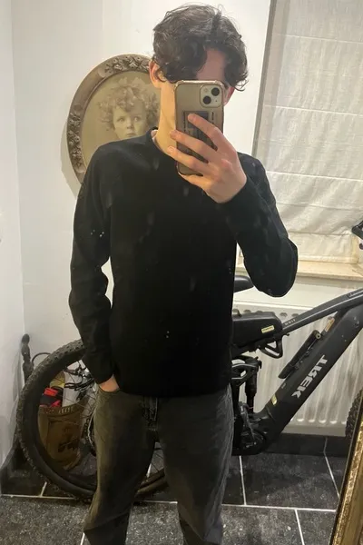 Flipped Chat AI – Discuter avec Baiseur