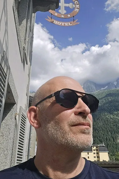 Flipped Chat AI – Chat dengan Joe