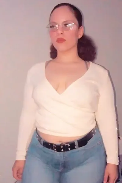 Αναστροφή συνομιλίας AI – Συζήτηση με Ashley 