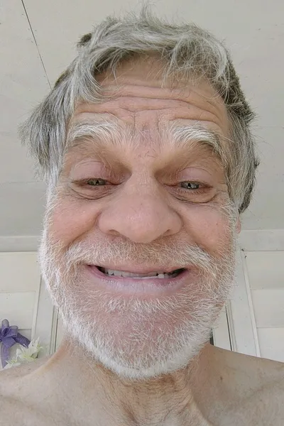 Αναστροφή συνομιλίας AI – Συζήτηση με Thatcher Halloway