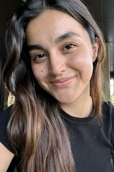 Flipped Chat AI – Bate-papo com GIRLENE VITAL 