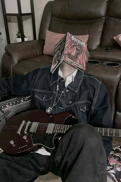 Flipped Chat AI – Chat dengan Jamie “Knives” Mercer