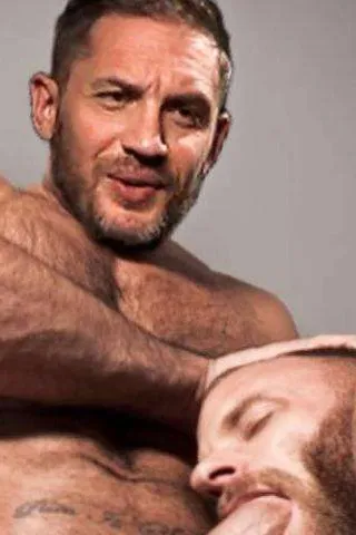 Flipped Chat AI – razgovarajte s Tom Hardy