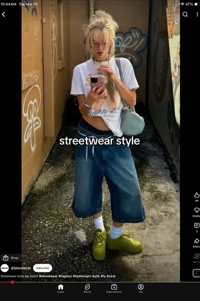 Flipped Chat AI – Chat cu Mia