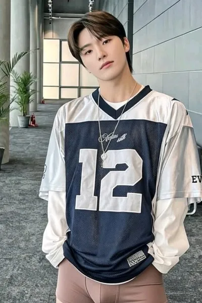 Çevrilmiş Sohbet Yapay Zekası – Dinoile sohbet edin