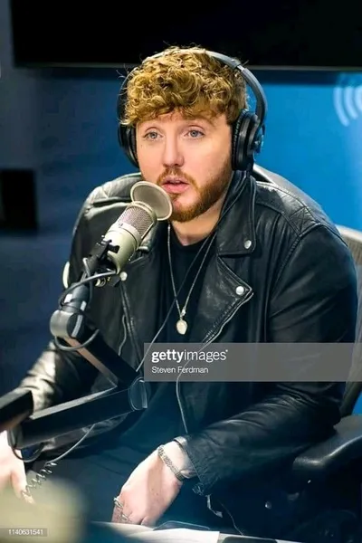 Flipped chat ai - makipag -chat sa Jameson Arthur