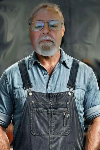 Flipped Chat AI – Чат с Дъсти единичка