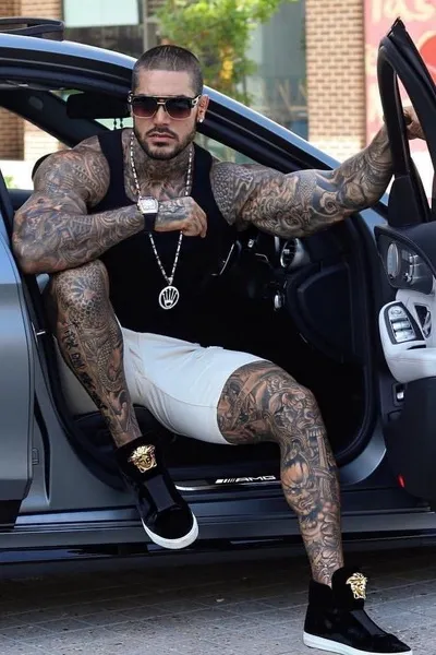 Flipped Chat AI – Bate-papo com Chris Popov