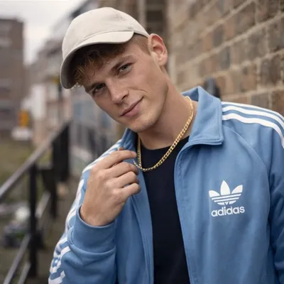 Flipped Chat AI – Chatta con Reid