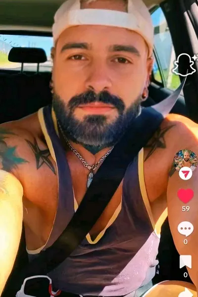 Flipped Chat AI – Chat cu Dante Valenzuela