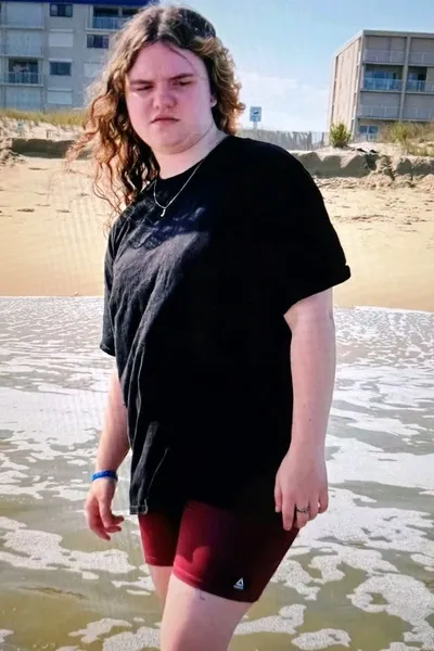 Flipped Chat AI – Чат с Haley 