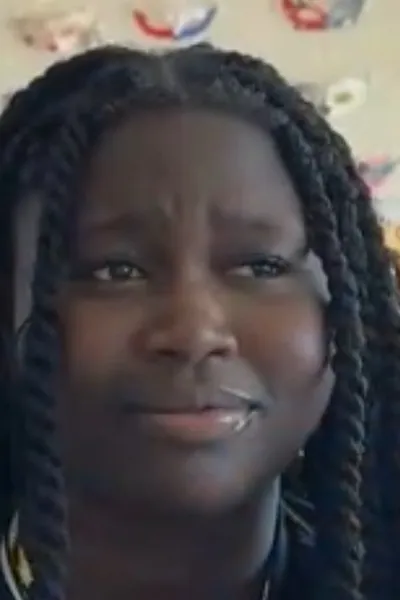 Flipped Chat AI – Chat Tenny Omosanya