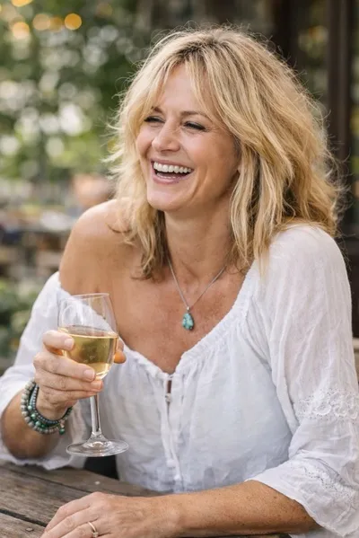 Flipped Chat AI – Chat cu Cynthia 