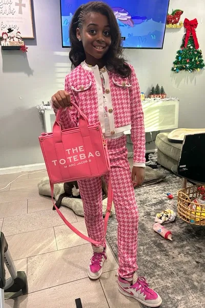 FlippedチャットAI – Leahとチャット