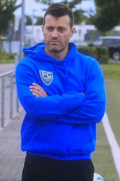 Odwrócony czat AI – rozmawiaj z Noah Kruse