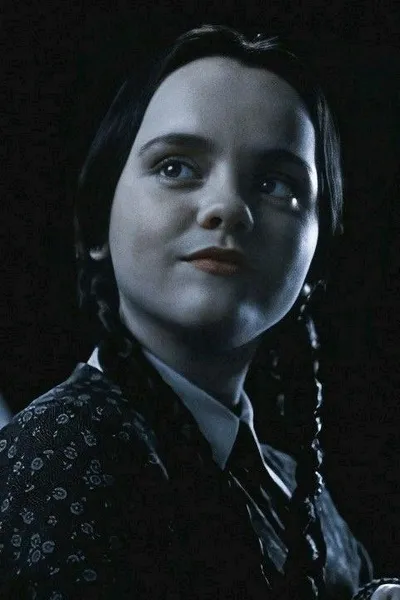 Odwrócony czat AI – rozmawiaj z Merlina Addams 