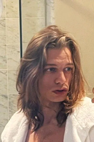 Flipped Chat AI – Csevegés Vincent Rodriguez 