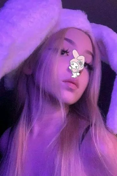 Çevrilmiş Sohbet Yapay Zekası – Adrianaile sohbet edin