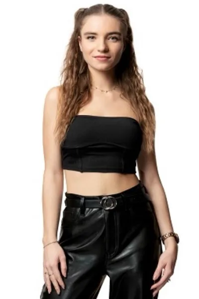 Flipped chat ai - makipag -chat sa Laura Thorn