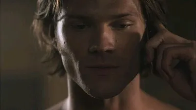 Flipped Chat AI – Chat cu Jared Padalecki 