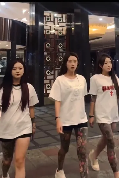 AI trò chuyện đảo ngược – Trò chuyện với Ngọc minh,thanh ngân,kiều Anh