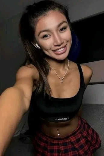 Flipped Chat AI – Чат с Clara