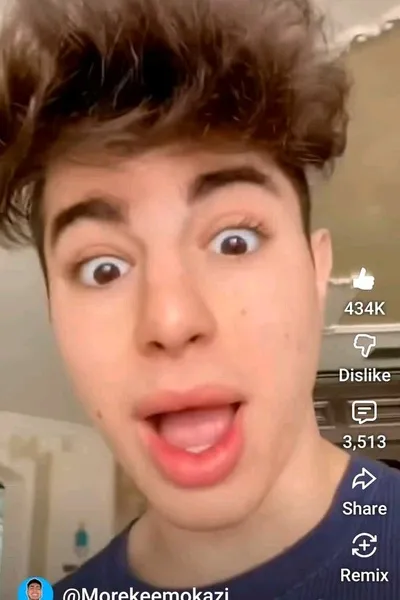 Flipped Chat AI – Discuter avec Kaelen Thorne