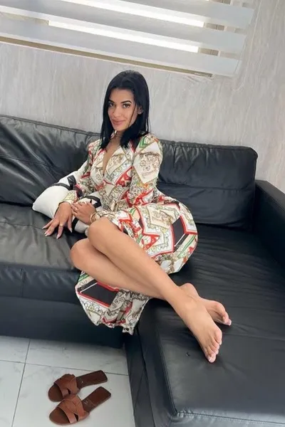 Flipped Chat AI – razgovarajte s Danaya 