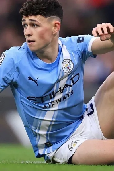 Çevrilmiş Sohbet Yapay Zekası – Phil Foden ile sohbet edin