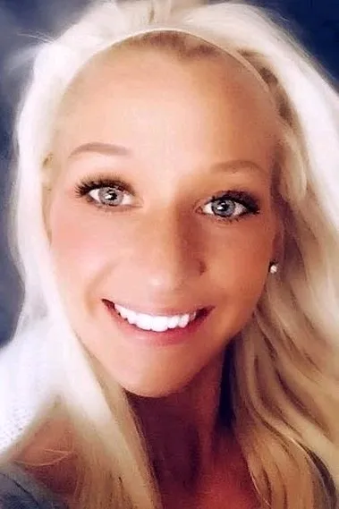 FlippedチャットAI – Desi Rayとチャット